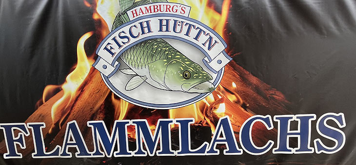 Hamburgs Fischhütt'n auf dem Oktoberfest mit Flammlachs Hütte {©Foto:Martin Schmitz)